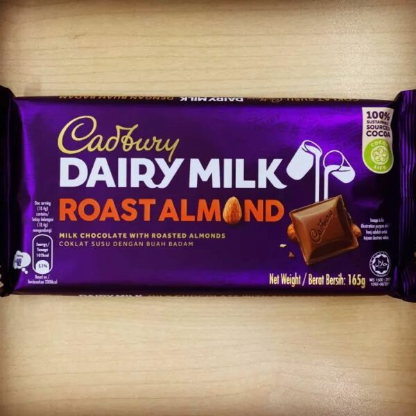 Cadbury Dairy Milk Roast Almond 165g