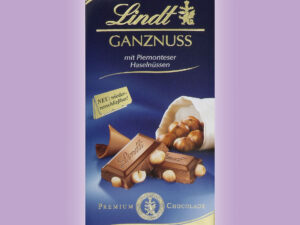 Lindt Ganznuss(Wholenut)with Freshly Roasted Hazelnuts 100gm